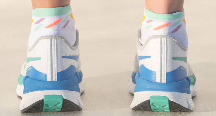 VERSUS Retro Rainbow Ankle Socks
