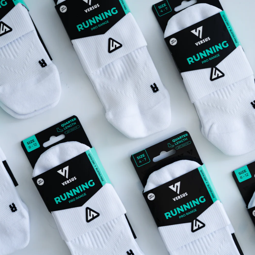 VERSUS White Running Quater Socks