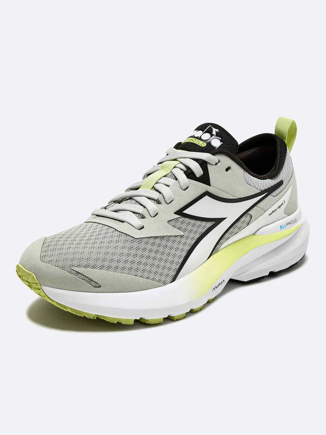 DIADORA MYTHOS BLUSHIELD VIGORE 3 Womens