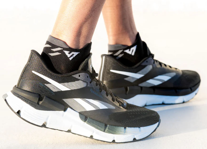 VERSUS Black Titanium Running
