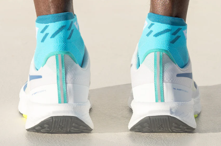 VERSUS Caribbean Blue Running Ankle Socks