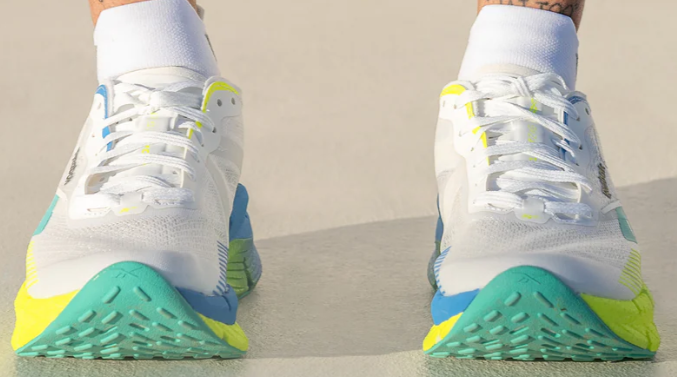 VERSUS Glacier Running Ankle Socks